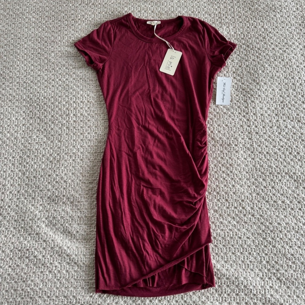 La Miel by Hyped Unicorn Ruched Mini T-Shirt Dress Summer Berry Women's S NWT